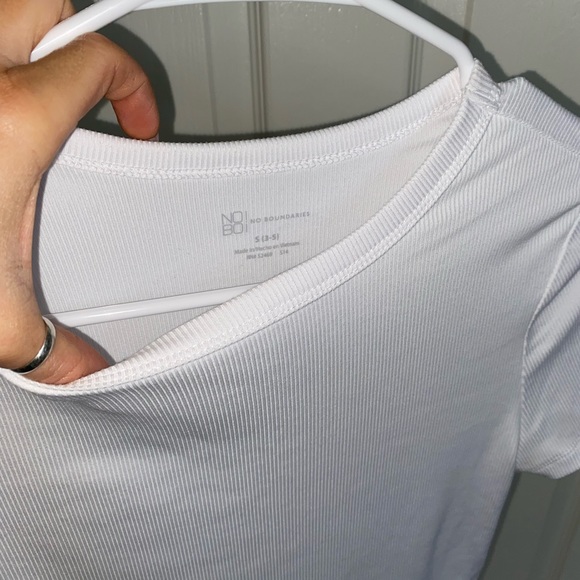 Stretchy top - Picture 2 of 2